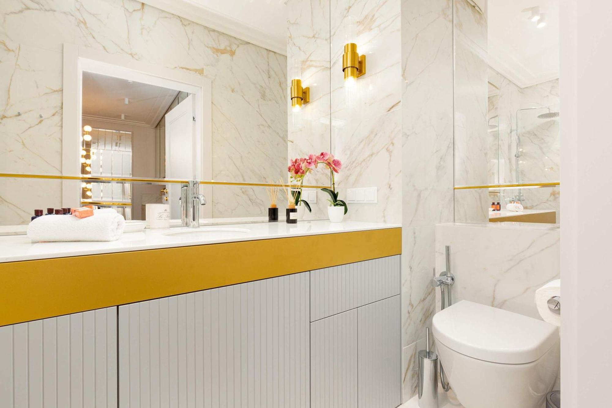 Lux Center Mennica By Renters Prestige Apartament *